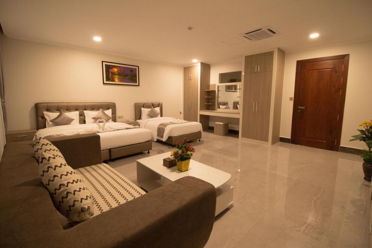 Tphd Hotel And Apartment Phnom Penh Bagian luar foto